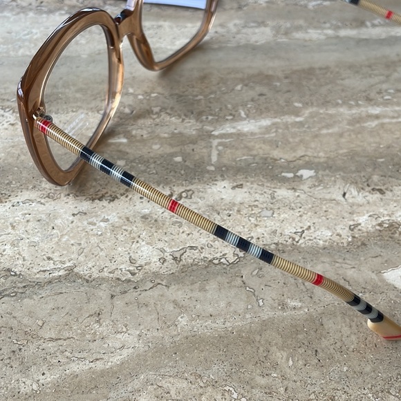 *SOLD* BNIB Burberry Check Arm Square Framed Sun/Eye glasses - Picture 6 of 7